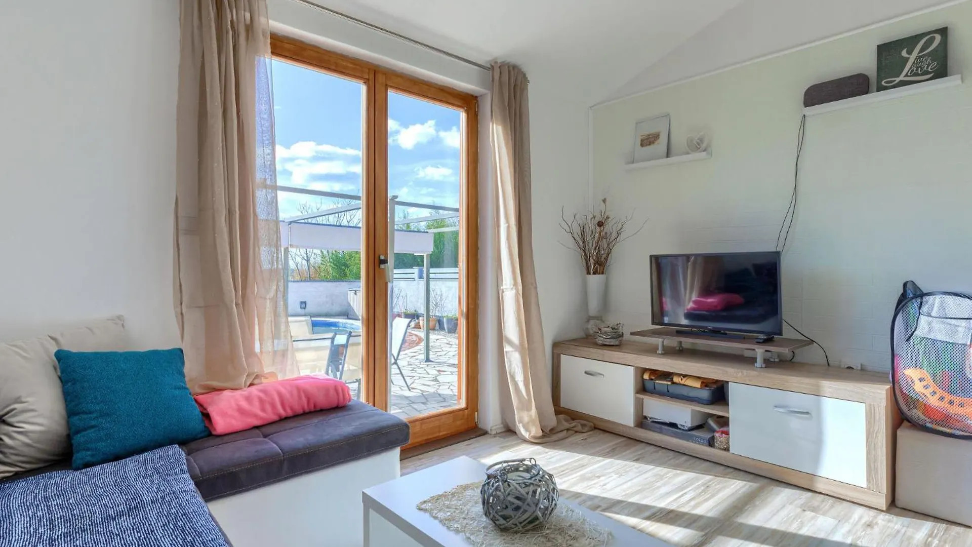 Holiday Home Nena By Interhome Pula